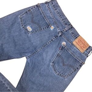 Levi’s 505 - Straight Leg Jeans - Embroidered Daisy Floral - Blue Denim 29x30